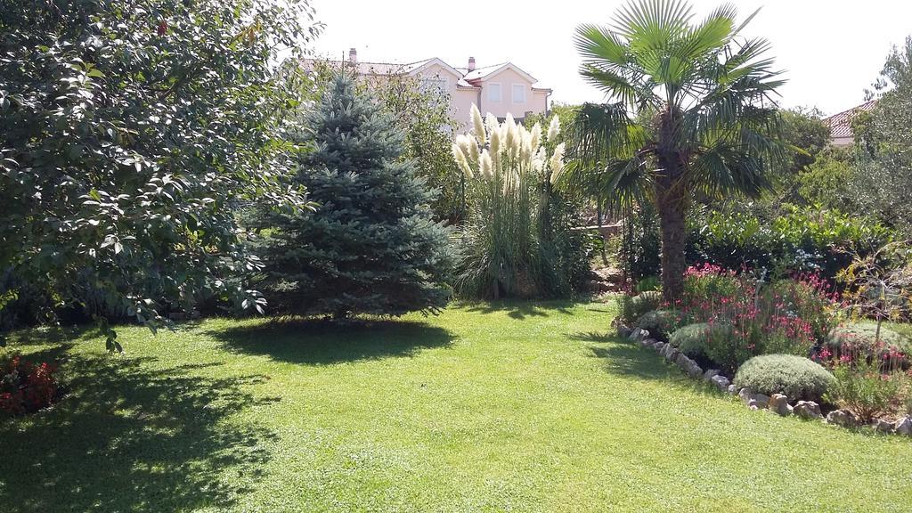 Apartment Oaza Mira Tribalj Exterior foto